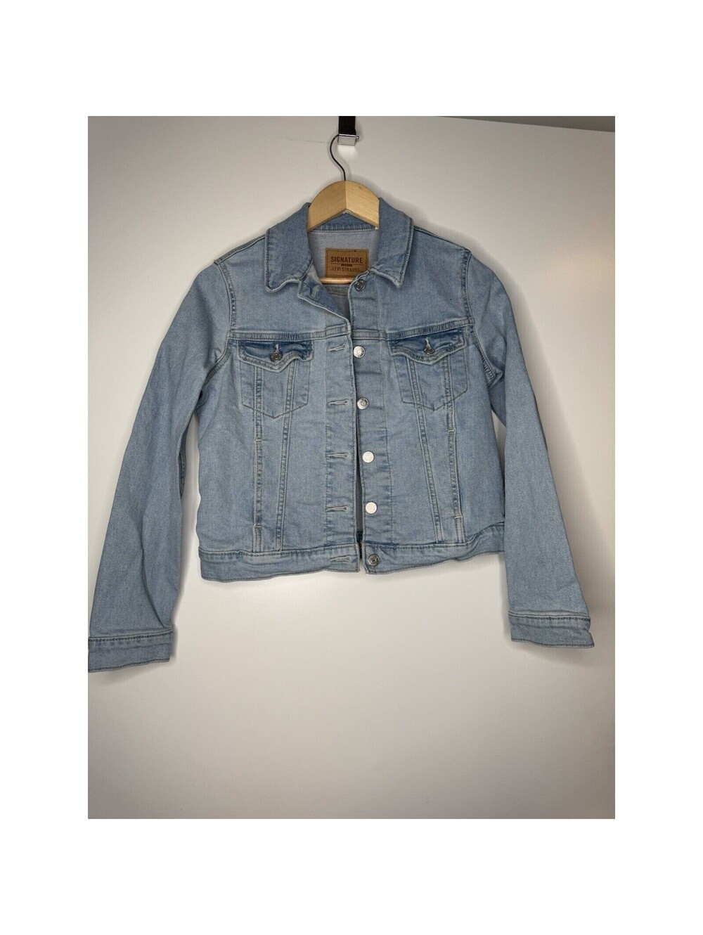 Levis Signature Strauss Womens Boyfriend Trucker Jacket Medium Cropped Light